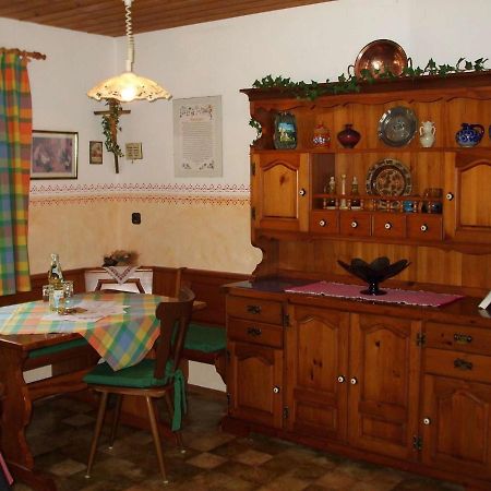 Villa Weissenhof | Chiemgau Karte Rottau Habitación foto